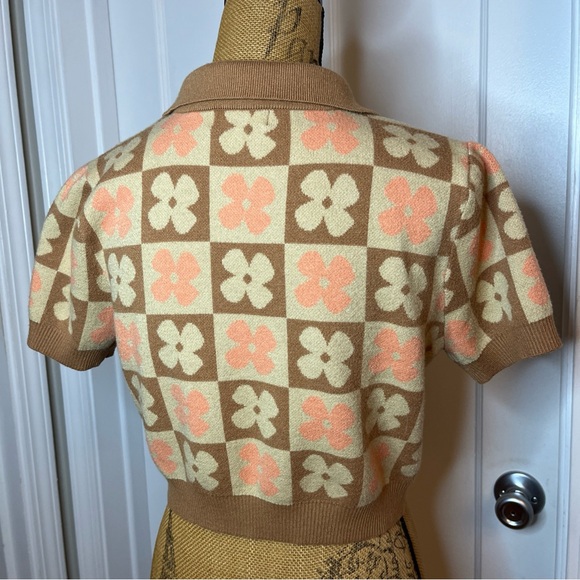 Altar’d State Cropped Pullover Retro Patterned Sweater Size Medium - Picture 4 of 9